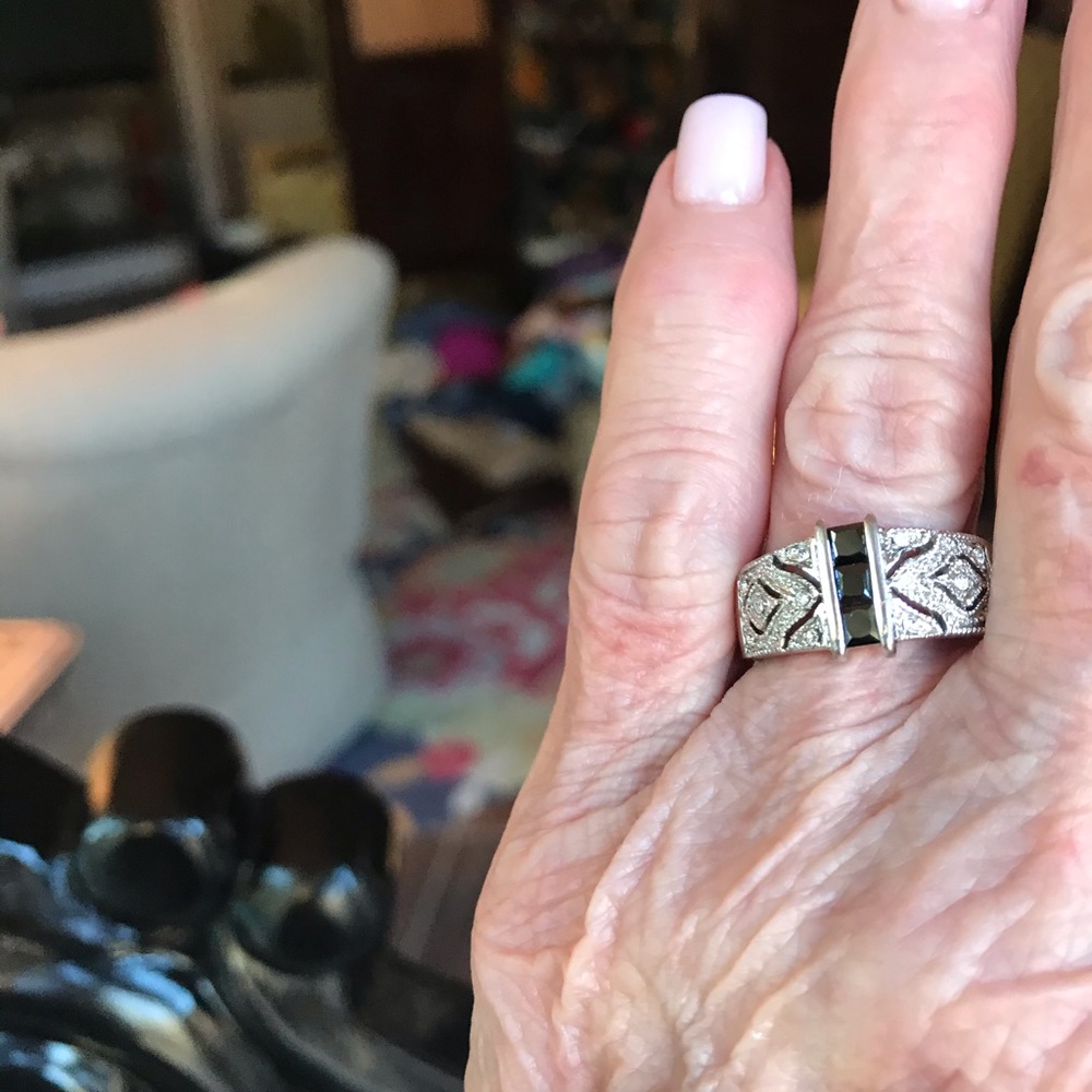 DIAMOND AND TURMALINE RING - Picture 6 of 8
